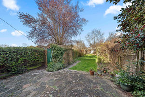 Photo 11- click for photo gallery